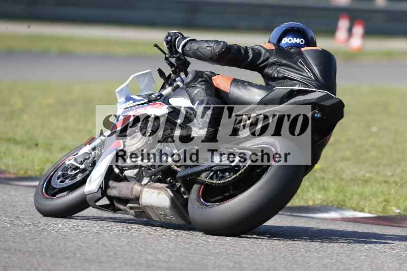 /44 09.08.2025 Plüss Moto Sport ADR/Freies Fahren/backside